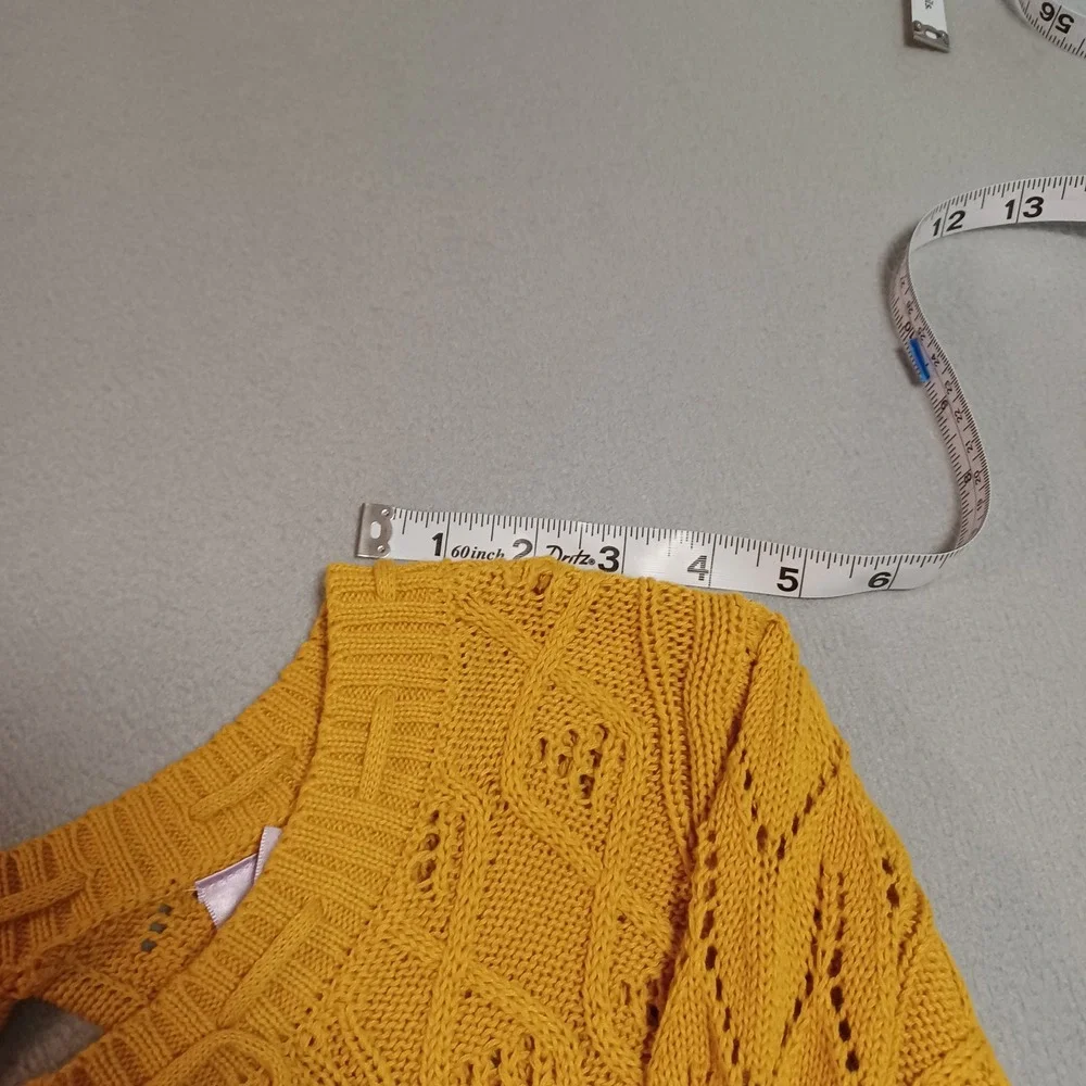 Alya Sweater Womens Medium Yellow Pointelle Open Knit Keyhole Back Pullover